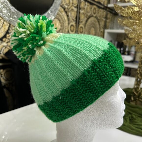 Handmade Winter Hat Made of Soft Wool with Pompoms and Flowers - Picture 5 of 7